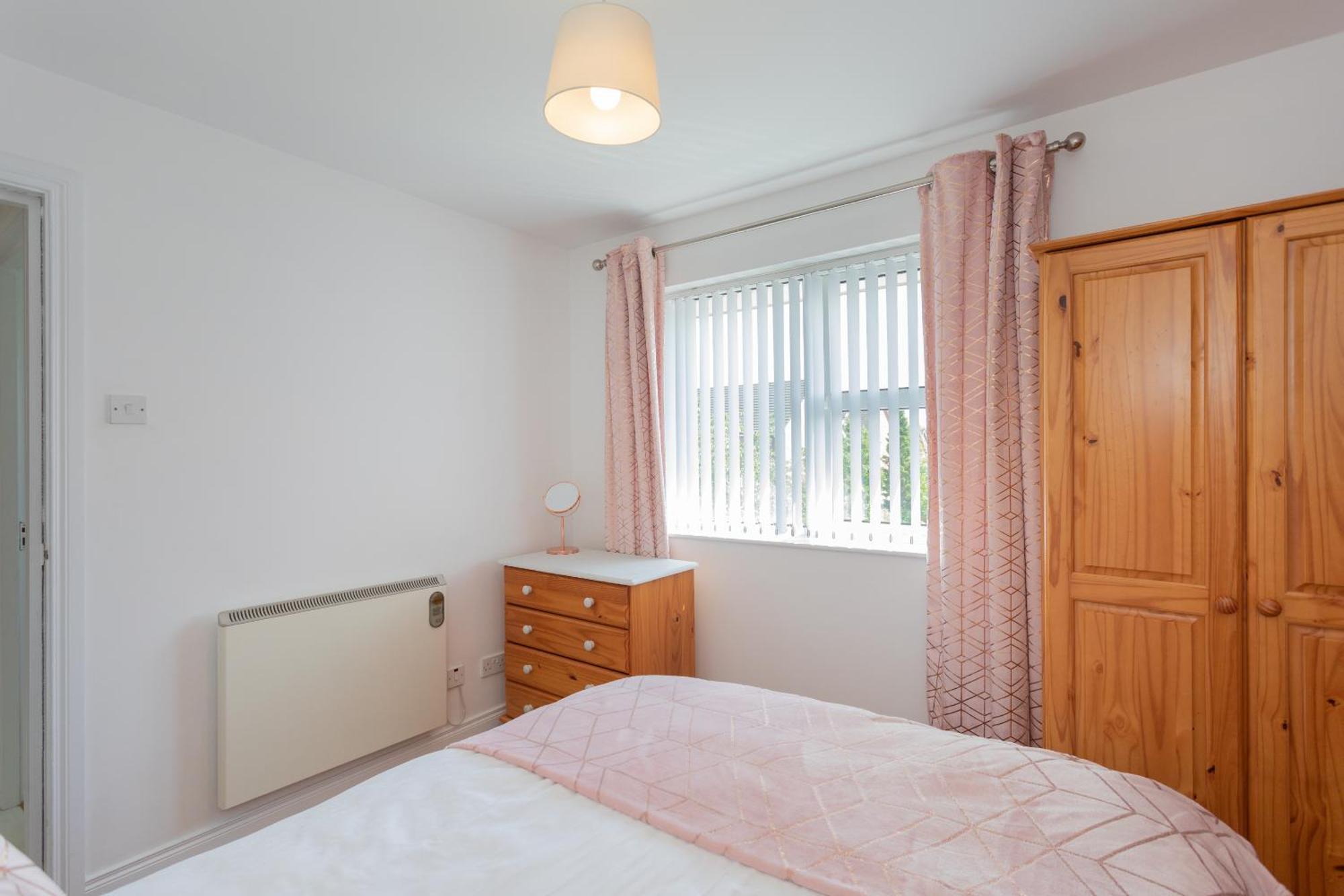 Ardenlee - Stylish 3 Bed Apt Close To City, Parking And Wifi Belfast Exterior photo