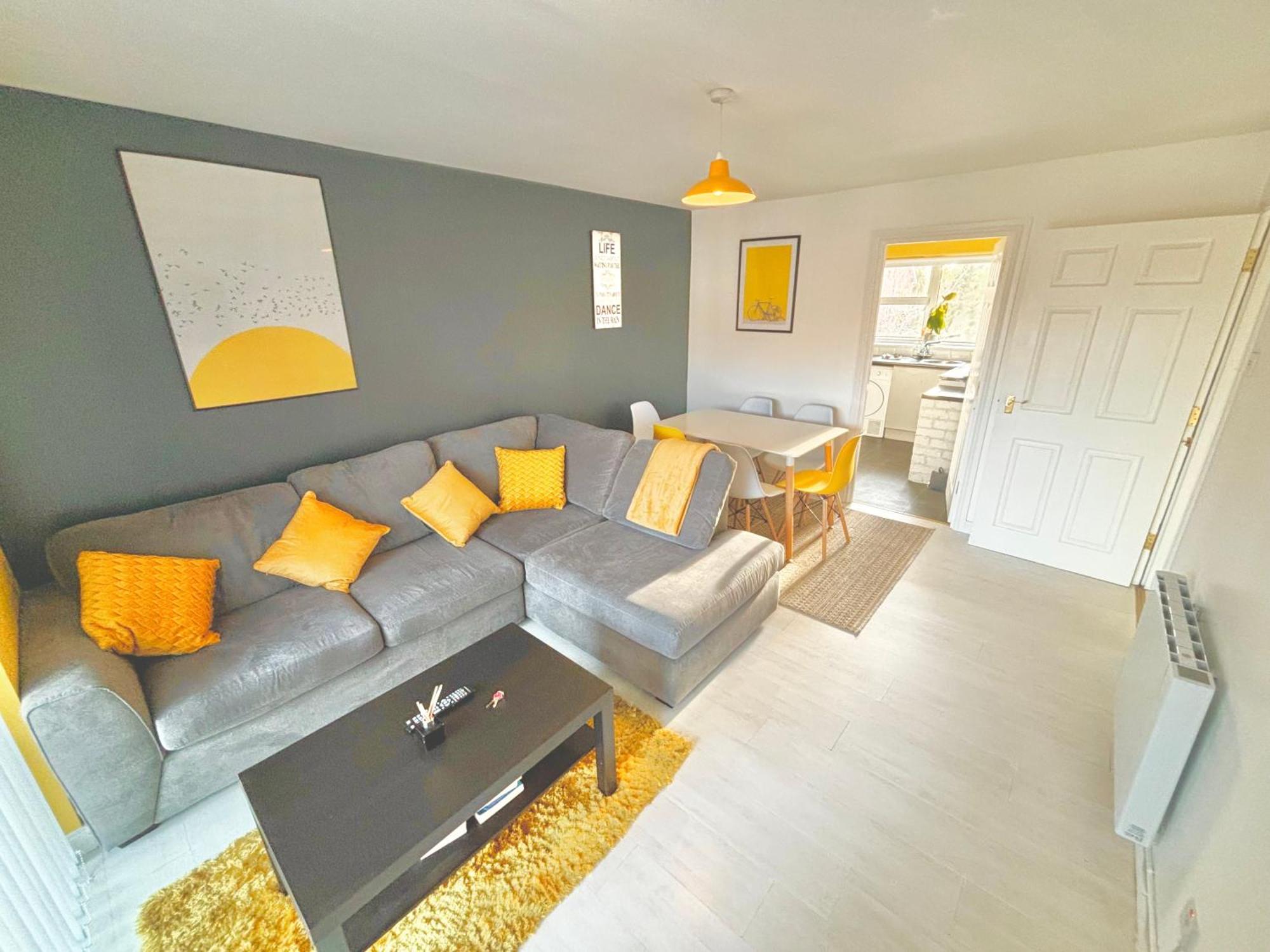 Ardenlee - Stylish 3 Bed Apt Close To City, Parking And Wifi Belfast Exterior photo